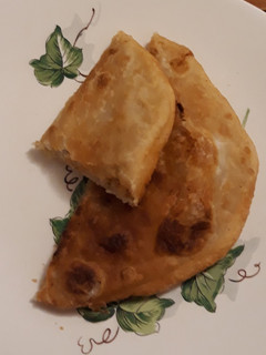 Una foto de Aloo paratha.आलू पराठा