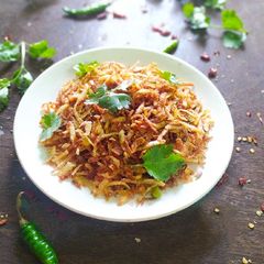 A picture of Aloo namkeen.