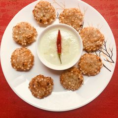 A picture of Sabudana Vada.