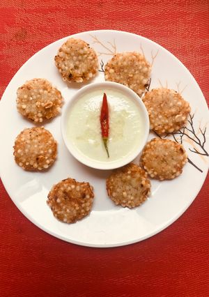 A picture of Sabudana Vada.