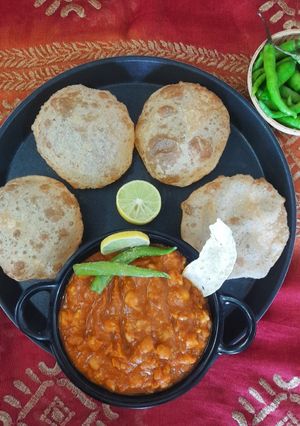 પંજાબી છોલે (Punjabi Chole Recipe In Gujarati) રેસીપી મુખ્ય ફોટો