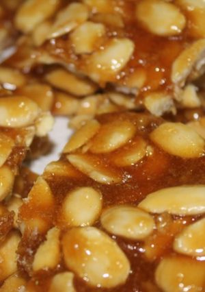 Una foto de Guirlache de almendras🍪