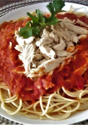 Una foto de Pasta 🍜Arrabiata con Pollo🍗