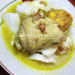 Opor Ayam + Telur রেসিপির প্রধান ছবি