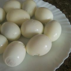 A picture of Boiled eggs.