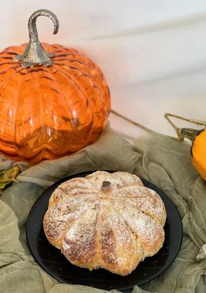 A picture of Pumpkin Bread (Boule).
