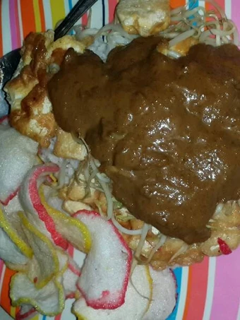 Langkah Gampang Menyiapkan Resep Tahu telur bumbu petis yang Uenak Anti Ribet, Mantap Sekali