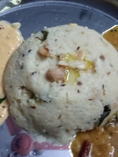 வெண்பொங்கல்(ven pongal recipe in tamil) செய்முறை முக்கிய புகைப்படம்