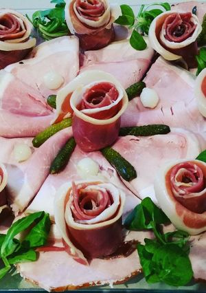 Une photo de Plat de charcuterie
