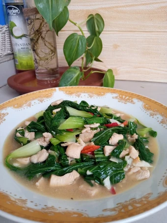 Easy Way Make Tumis pokcoy ayam the Perfect Can spoil the tongue