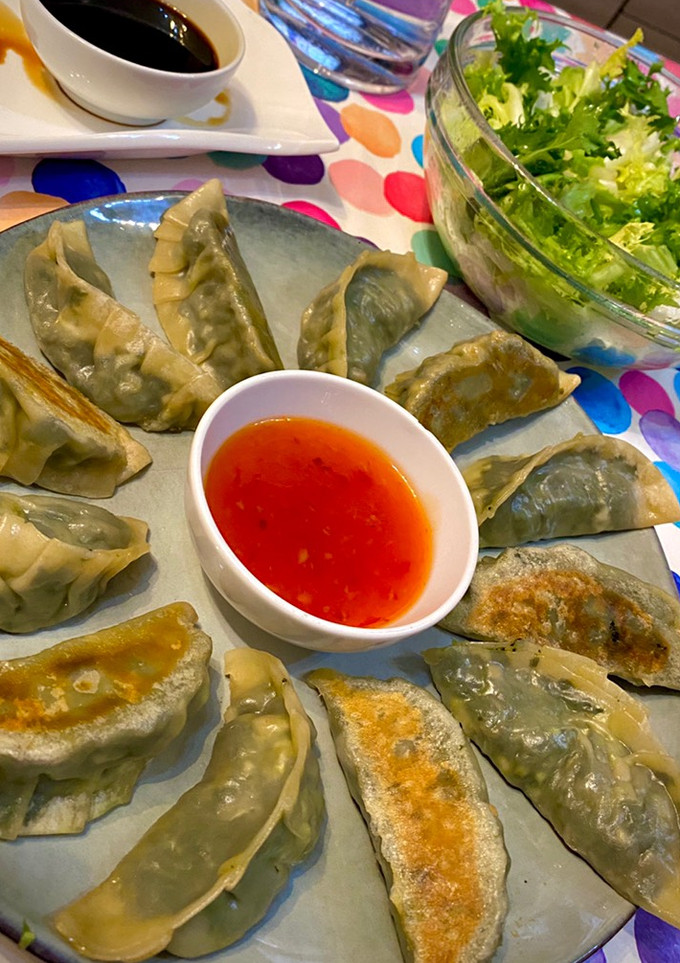 Una foto de Gyozas de Espinacas y Gambas