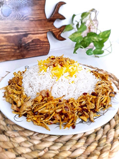 عکسی از دستور زرشک پلو با مرغ ریش ریش