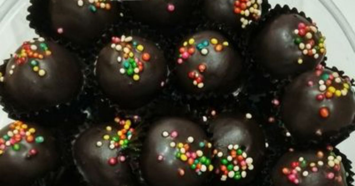 Kuker Bola Cokelat Sprinkel