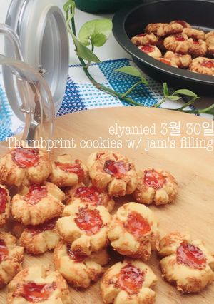 Foto resep Thumbprint cookies w/ strawberries jam filling