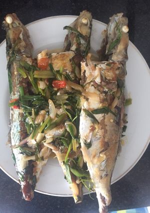 Hình của món Cá rán sốt chua ngọt.