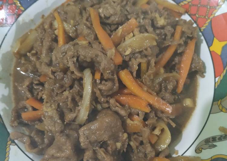 Bagaimana Menyiapkan Beef Yakiniku ala-ala yoshinoya, Lezat Sekali