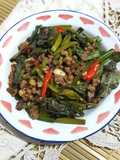 Tumis genjer oncom ala fe