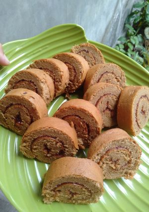 Foto resep Bolu gulung coklat selai strawberry takaran sendok