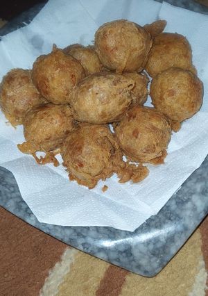 A picture of Yam Balls.