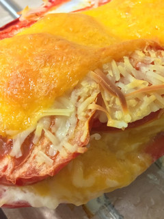 Una foto de Pimientos rojos rellenos asados