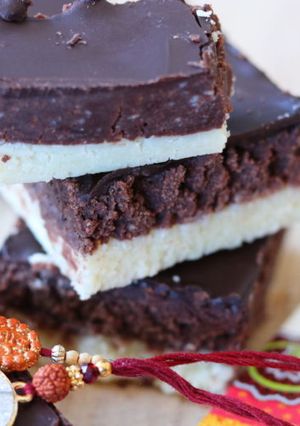 A picture of Chocolate Milk Powder Burfi.