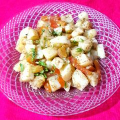 A picture of Potato Chaat.