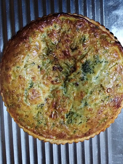 Una foto de Quiche de brócoli y queso azul