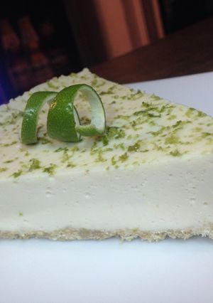 Una foto de Pastel de queso y limón