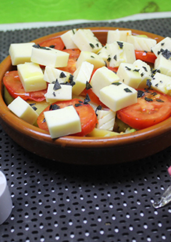 Una foto de Ensalada de queso