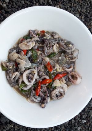 Foto resep Oseng Cumi Tinta Hitam