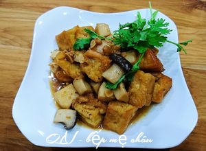 Hình của món Nấm, đậu hũ kho tương hột chay.