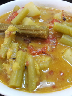 கீரைத்தண்டு முருங்கை சாம்பார் செய்முறை முக்கிய புகைப்படம்