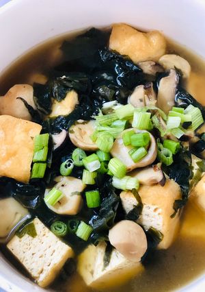 Hình của món Canh rong biển chay (249kcal).
