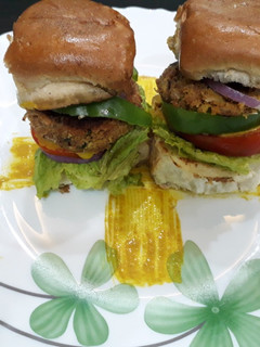 A picture of Soya burger healthy and make to easy.