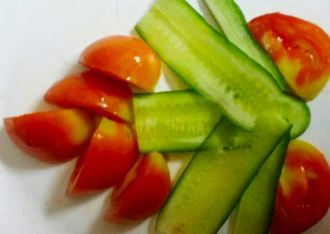 Healthy Cucumber Tomato Salad