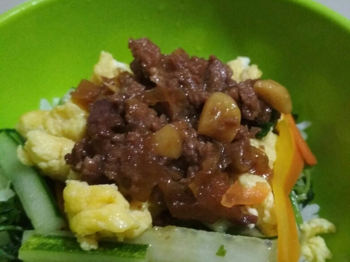 Bagaimana Membuat Rice bowl daging cincang saos tiram Anti Gagal