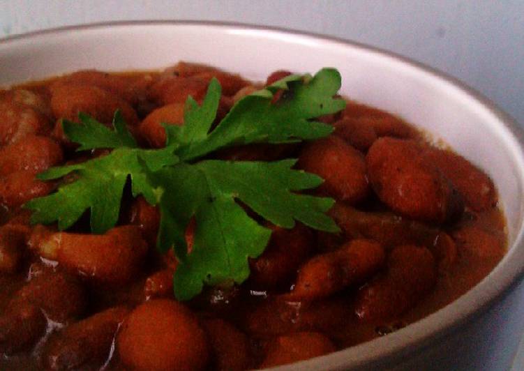 Maharagwe ya Nazi (coconut beans)