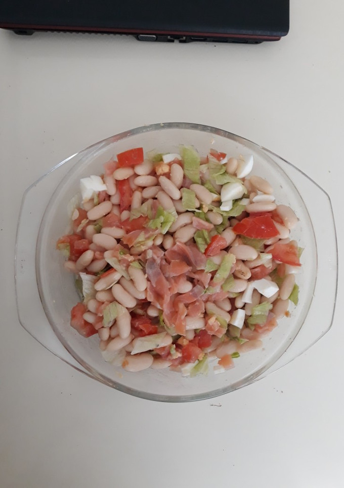 Una foto de Ensalada de alubias