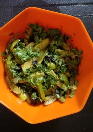 तोंडली ची भाजी (tondali chi bhaji recipe in marathi) रेसिपी चे मुख्य फोटो 