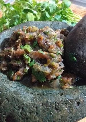 Una foto de Salsa Mexicana al molcajete Jalapeño