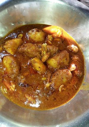 চিংড়ির আলুর রসা (chingri Aloor rosa recipe in Bengali) রেসিপির প্রধান ছবি