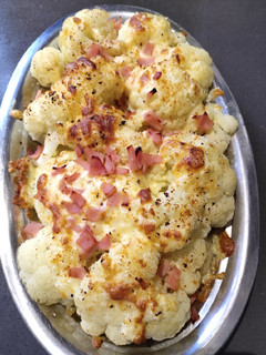 A picture of Baked Cheesy Cauliflower.