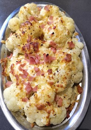 A picture of Baked Cheesy Cauliflower.