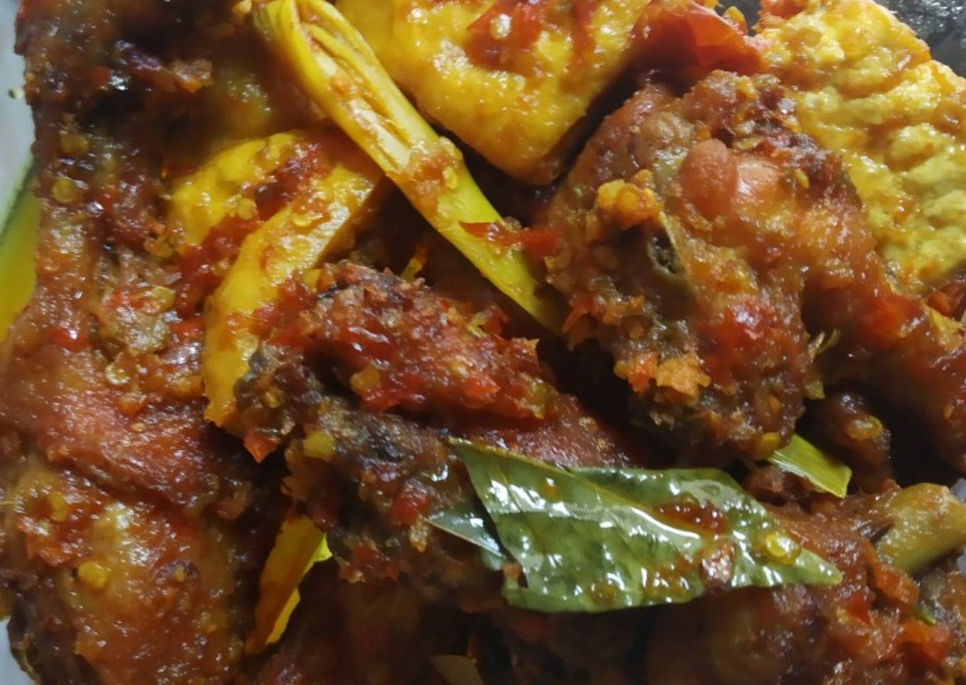 Ayam tahu balado
