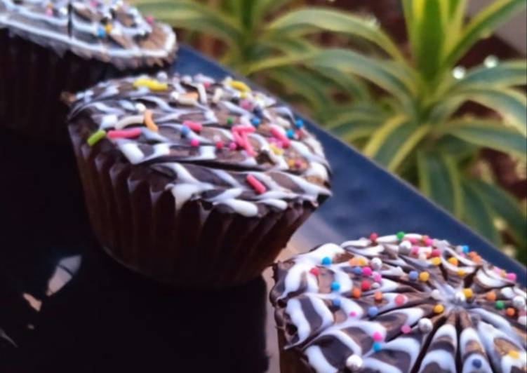 How to Prepare Favorite Chocolate Truffle Cupcakes