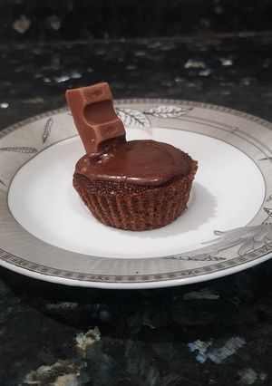 A picture of Finger licking cuppies.