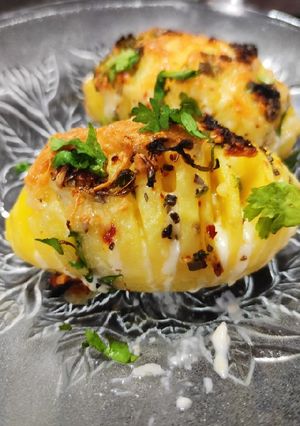 A picture of Herbed Potatoes.