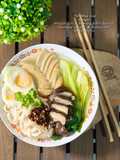 Pan Mee Sup Simple dengan Minyak Cili Kering & Bawang Putih Special