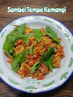 Foto resep Sambel Tempe Kemangi Maknyus