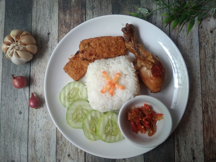 Resep Ayam dan Tempe Bacem resep Ibu (Ungkep Ayam dan Tempe), Enak Banget